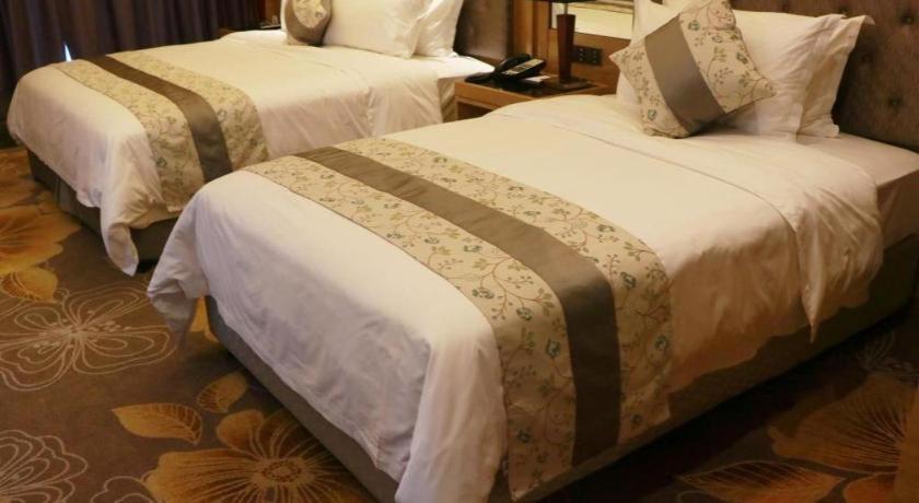 Wanning Yingbin Hotel Екстериор снимка